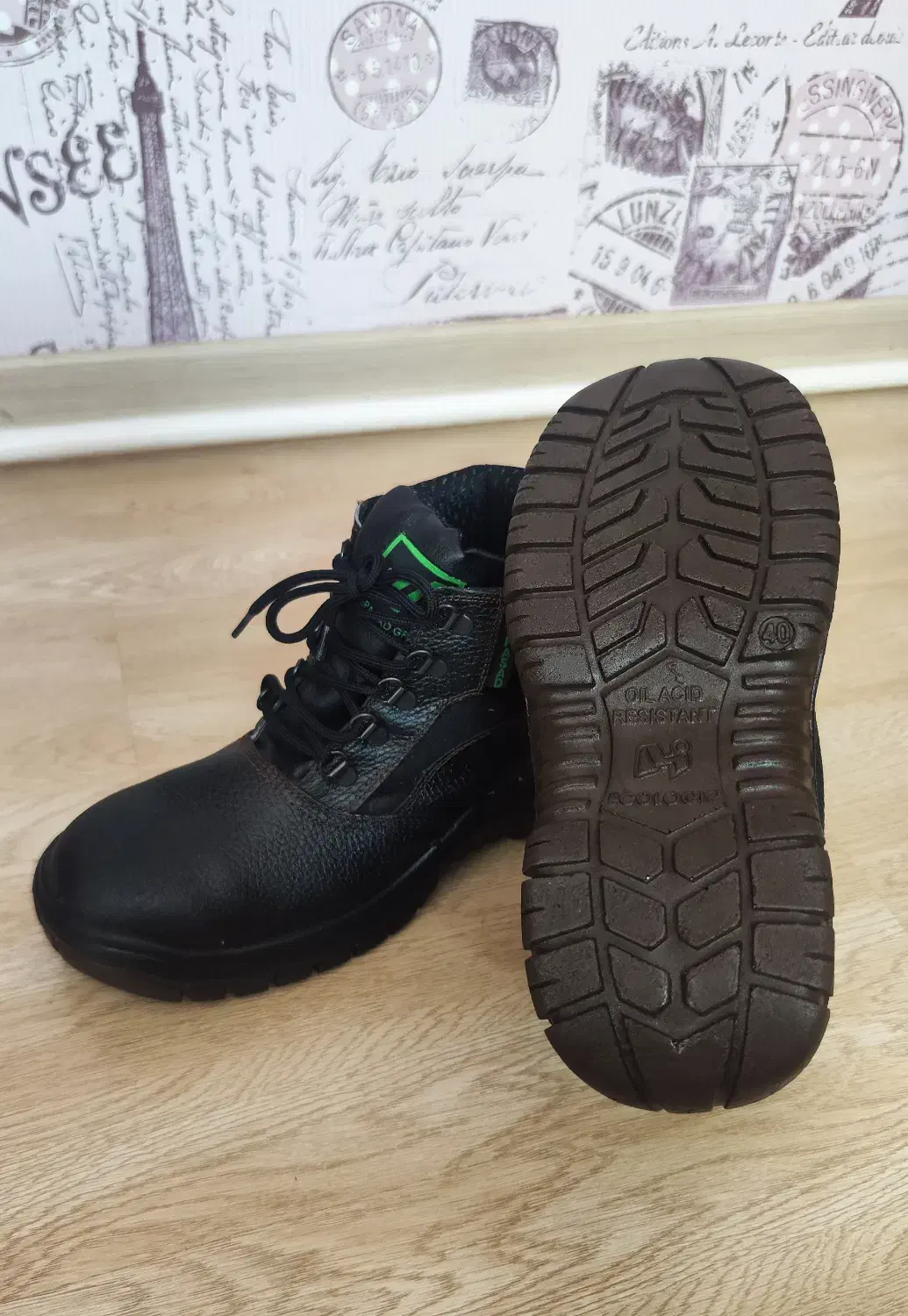 کفش ایمنی (پوتین)|کیف، کفش، کمربند|اردبیل, |دیوار