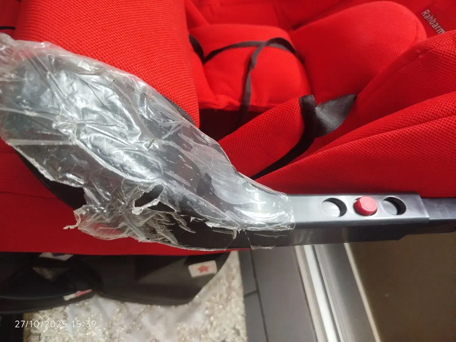 صندلی ماشین|تخت و صندلی بچه|کاشان, معلم|دیوار