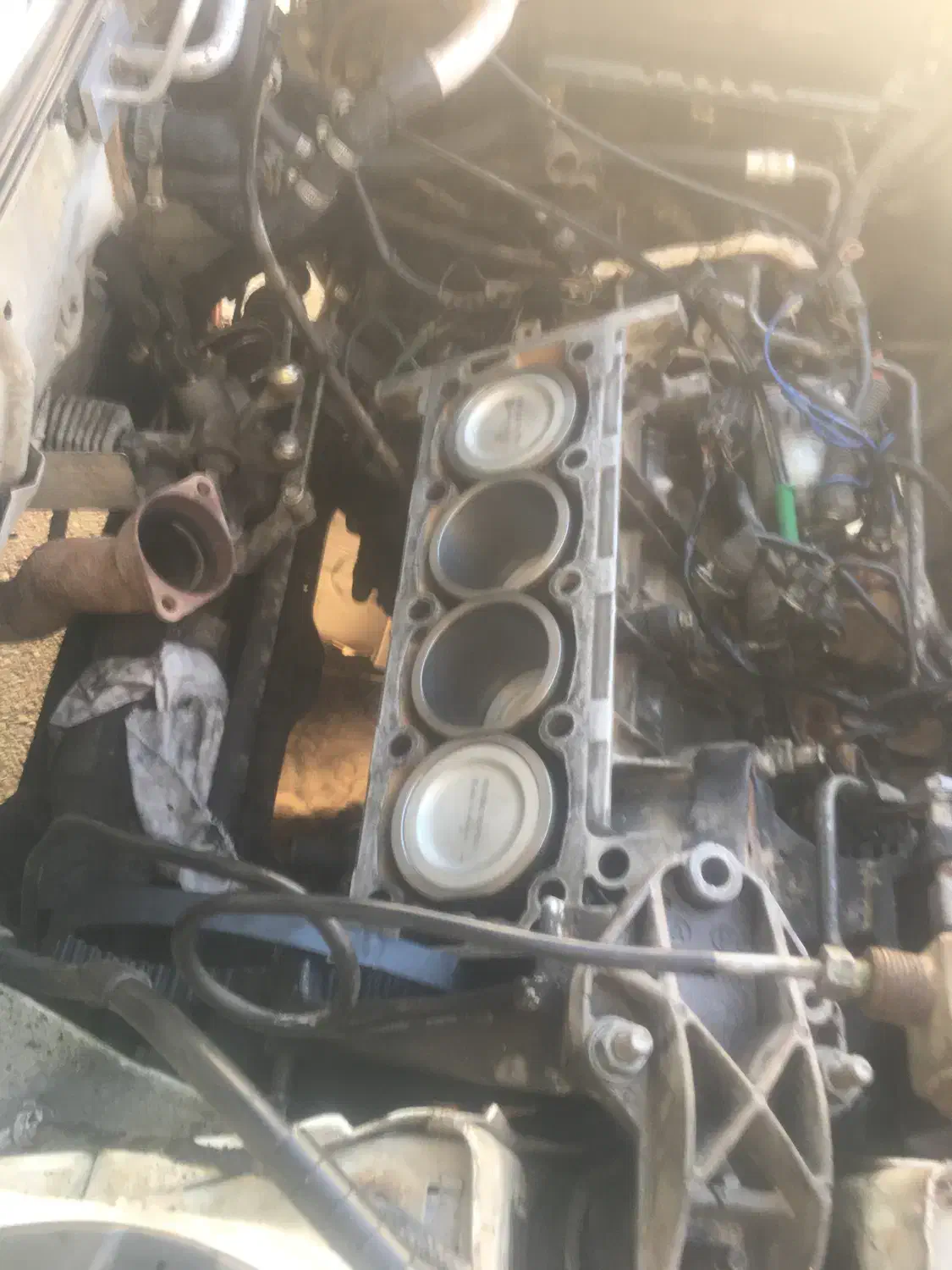 کلاچ تعویض تعمیر|خدمات موتور و ماشین|شیراز, زند|دیوار