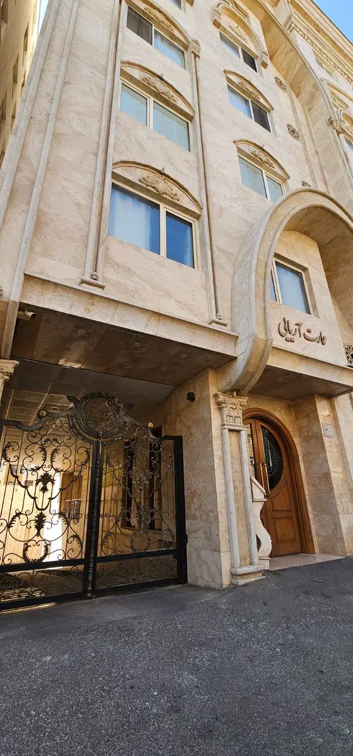 فروش آپارتمان180متر/ سه‌خواب/ در حد صفر/بدون‌مشابه|فروش آپارتمان|شیراز, تاچارا|دیوار