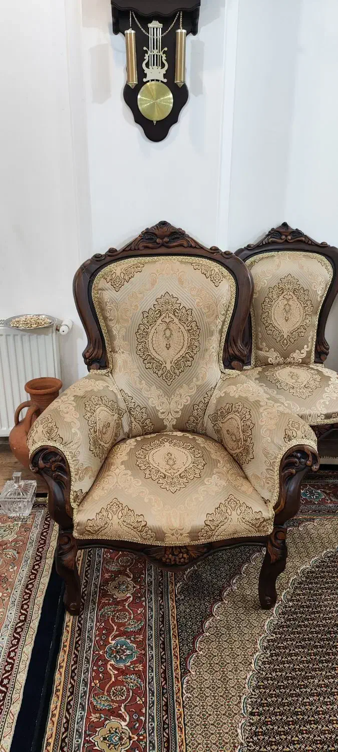 مبل سلطنتی ۷ نفره + ۲ میزبان|مبلمان خانگی و میز عسلی|لاهیجان, گلستان|دیوار