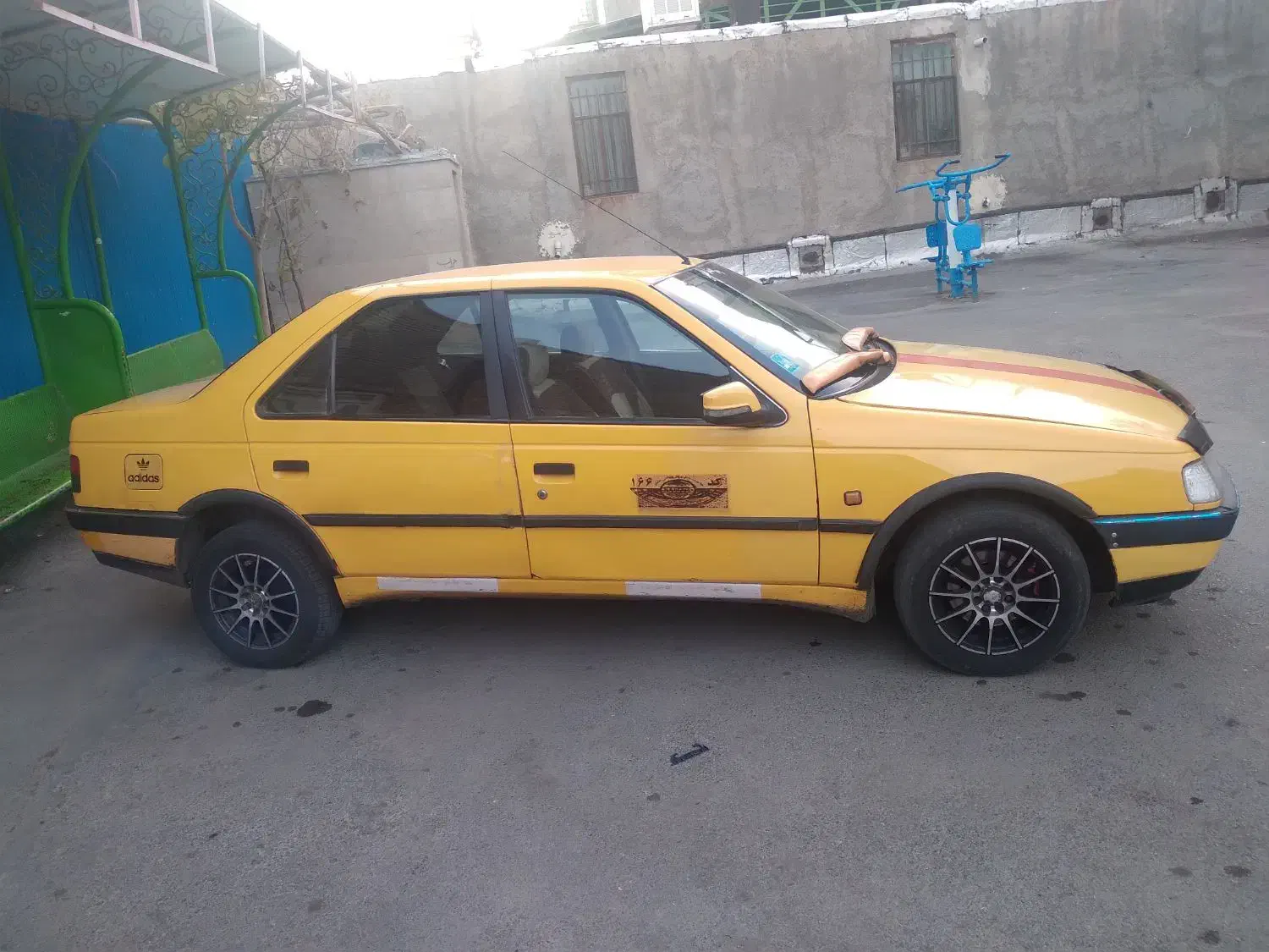 تاکسی مدل ۹۰ سالم و آمده به کار|خودرو سواری و وانت|خمین, |دیوار