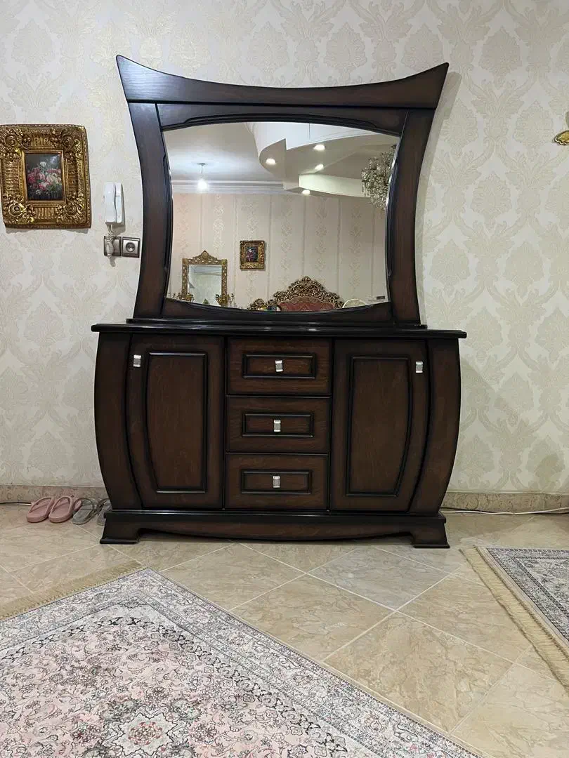 آینه و کنسول چوبی|بوفه، ویترین، کنسول|اهواز, کیان اباد|دیوار