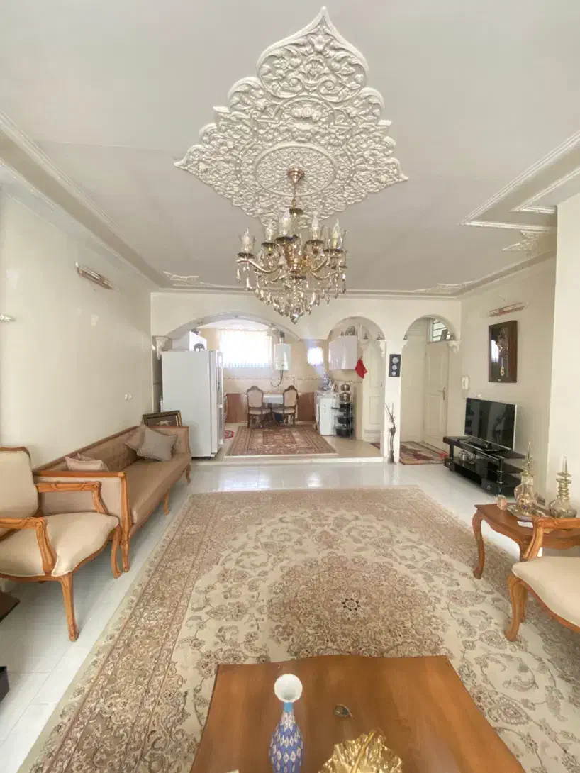 اجاره خانه تک واحدی جنوبی بر خ نستوه (ارتش-سیمین)|اجارهٔ آپارتمان|اصفهان, فرح آباد|دیوار