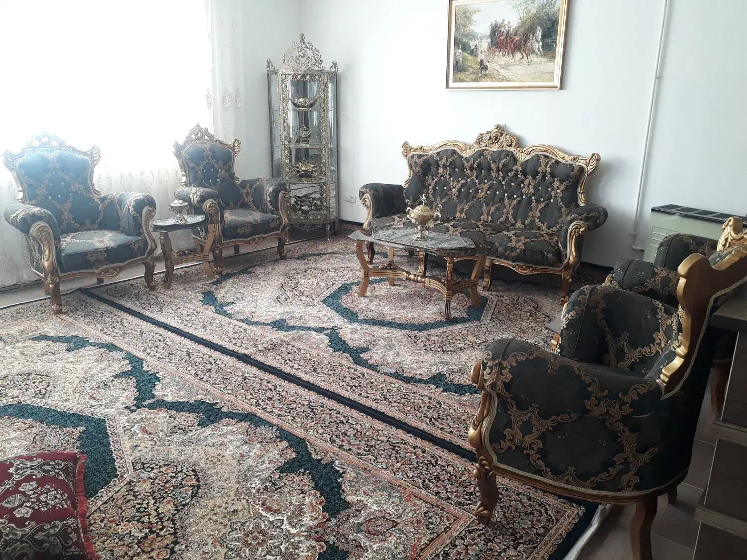 مبل هفت نفره همراه با عسلی در حد نو|مبلمان خانگی و میز عسلی|نهاوند, |دیوار