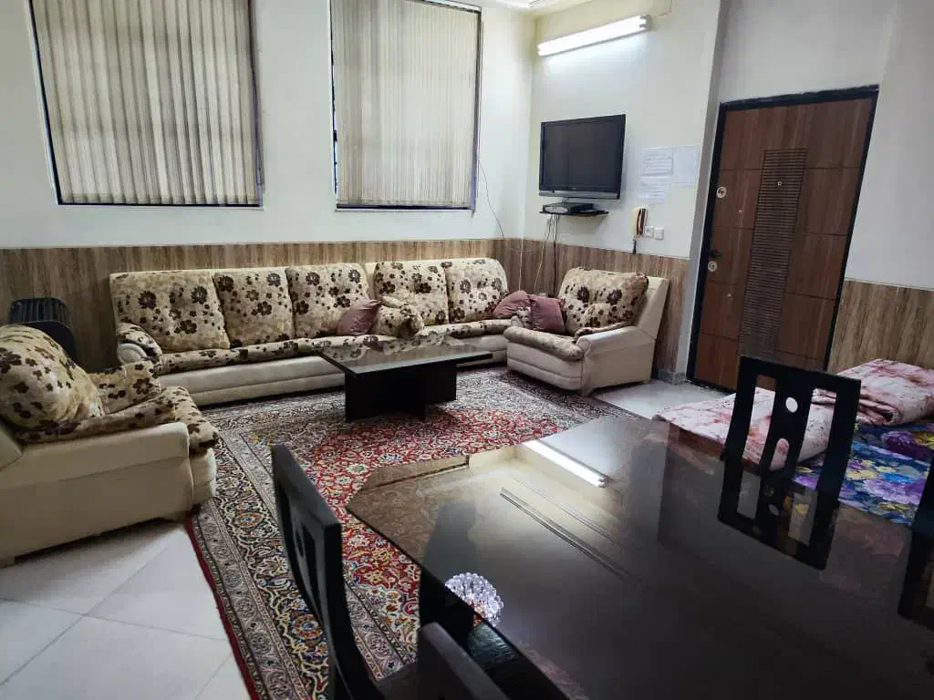 منزل سوییت آپارتمان خانه مسافر مبله هتل سرداران|اجارهٔ کوتاهمدت آپارتمان و سوئیت|شیراز, حافظیه|دیوار