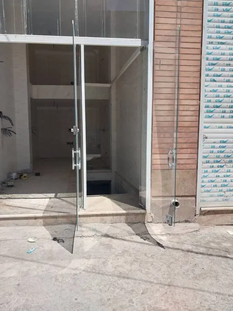 فروش مغازه  دو طبقه ۵۵ متر نوساز|فروش مغازه و غرفه|شهرضا, |دیوار