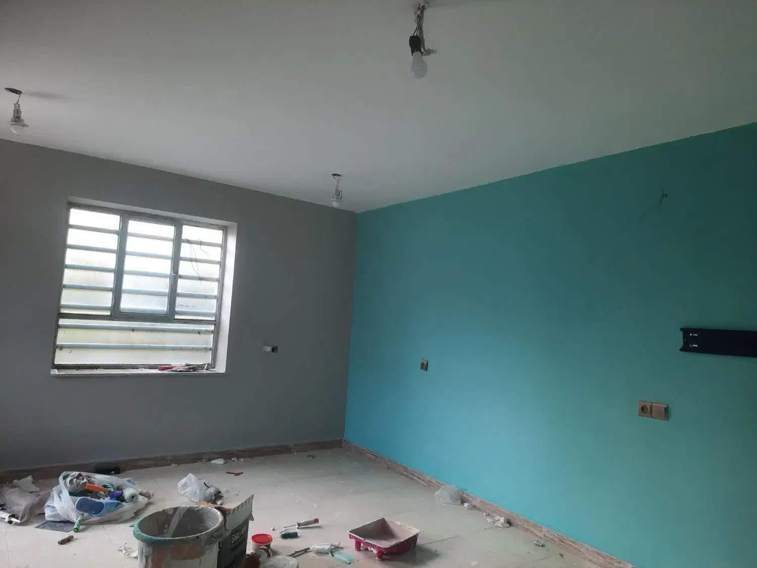 اجرای رنگ امیزی ساختمانی و صنعتی با تخفیف ویژه|خدمات پیشه و مهارت|جیرفت, |دیوار