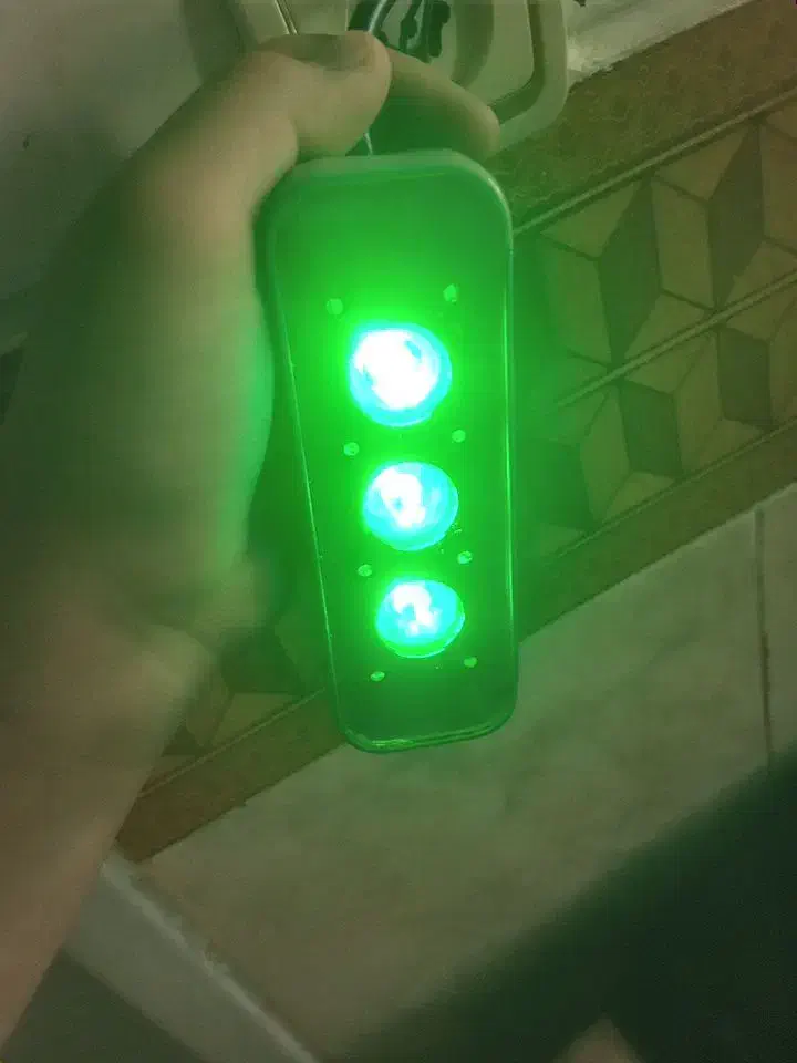 چراغ سه رنگ|لامپ و چراغ|صباشهر, |دیوار