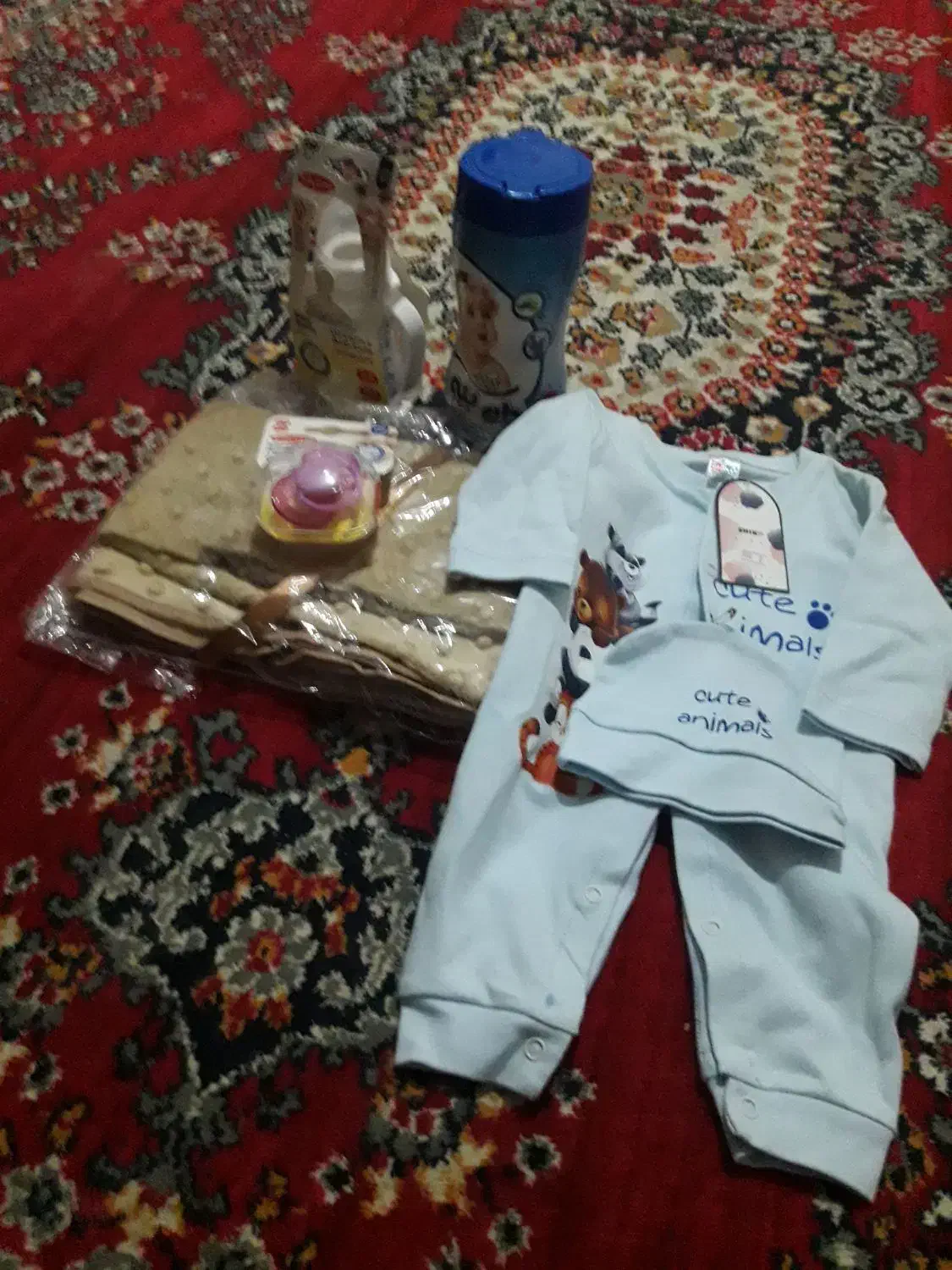 وسایل بچه یک جا به فروش میرسد تخفیفم میدم|اسباب و اثاث بچه|خرمآباد, |دیوار