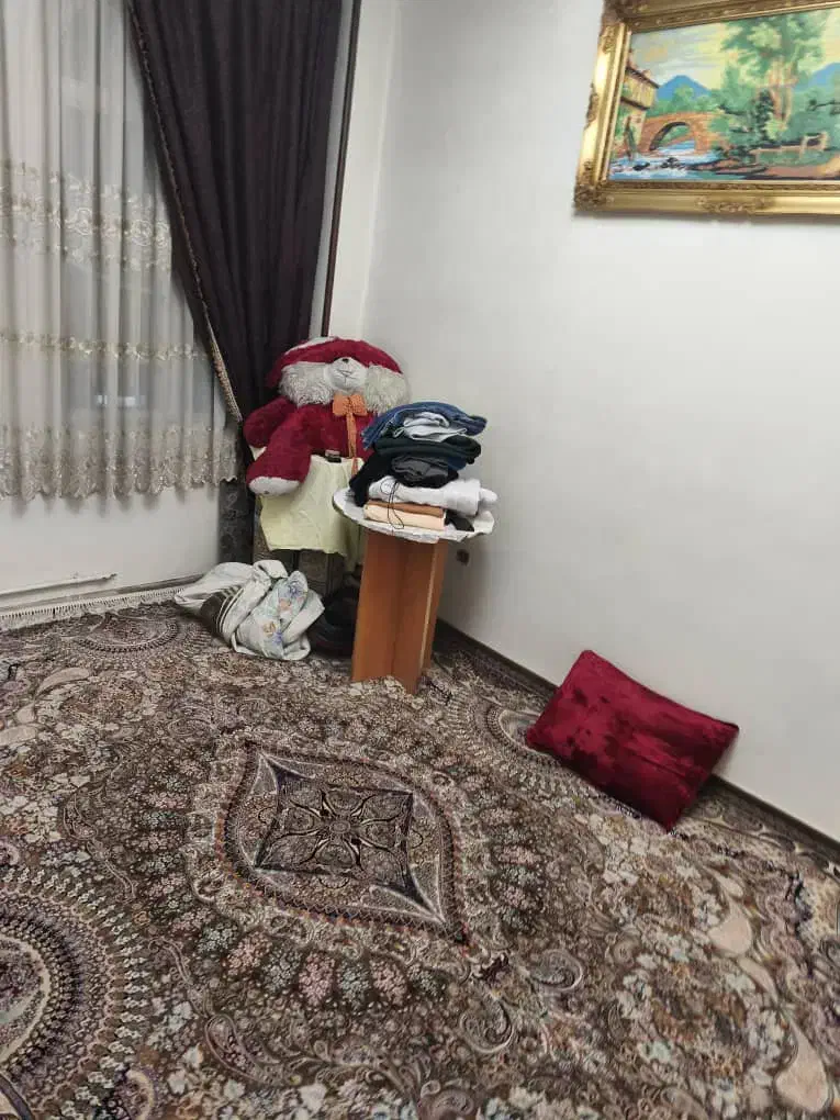 ۷۰ متر دو خواب با پارکینگ و انباری