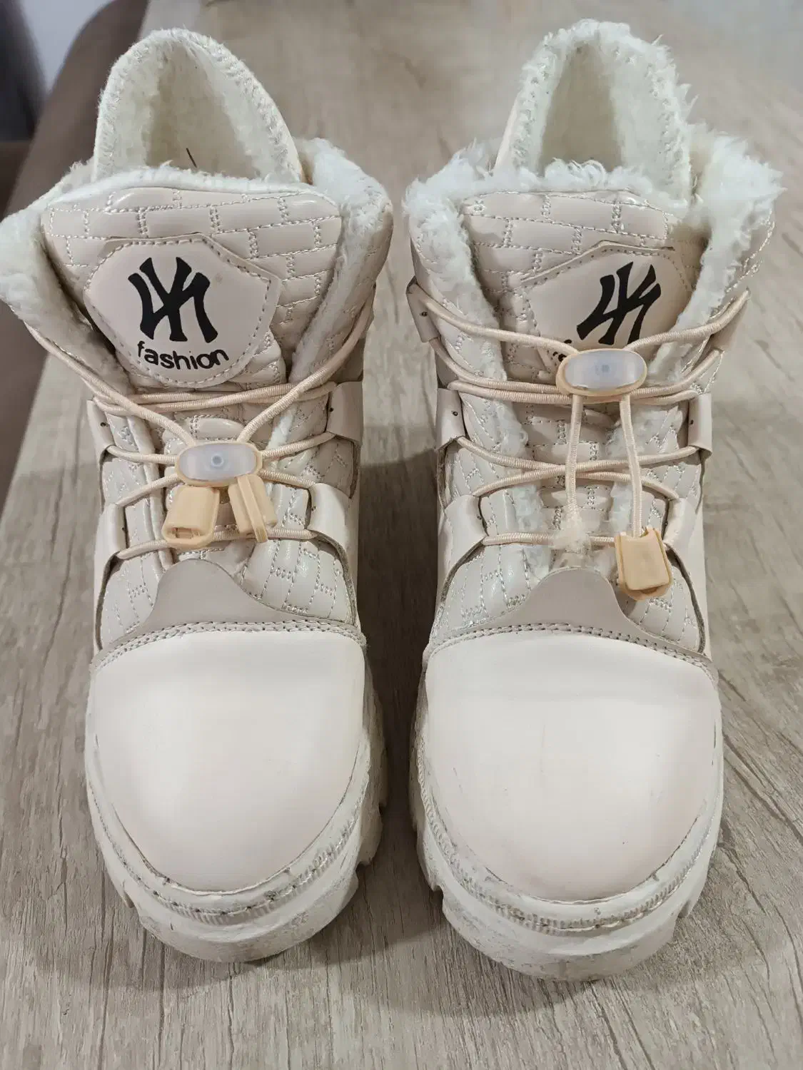 بت سایز۳۴|کفش و لباس بچه|لاهیجان, لیل|دیوار