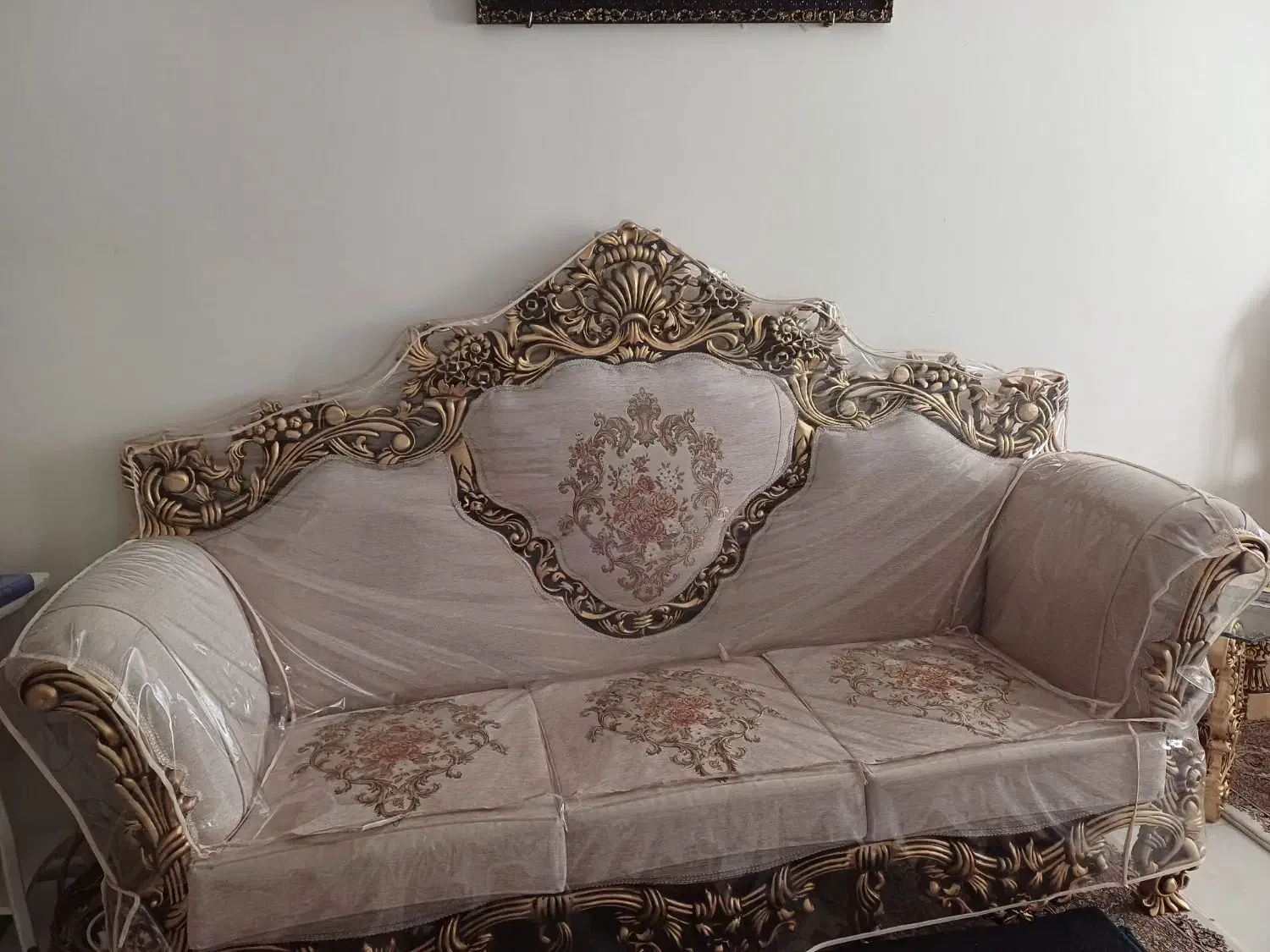 مبل سلطنتی تمام چوب اصل راش|مبلمان خانگی و میز عسلی|خوی, |دیوار