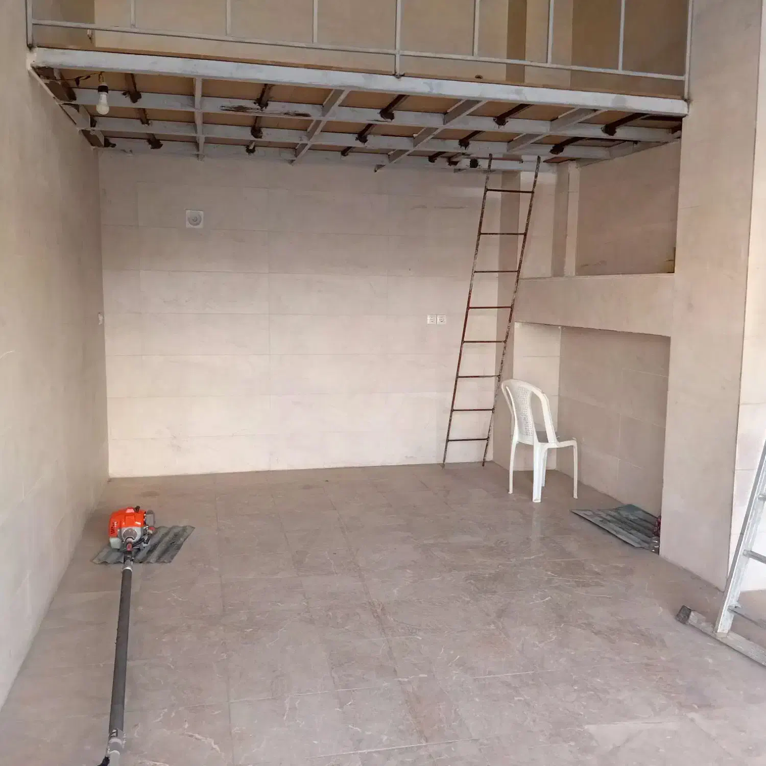 اجاره مغازه حدود ۴۰متر|اجارهٔ مغازه و غرفه|هشتگرد, هشتگرد قدیم|دیوار