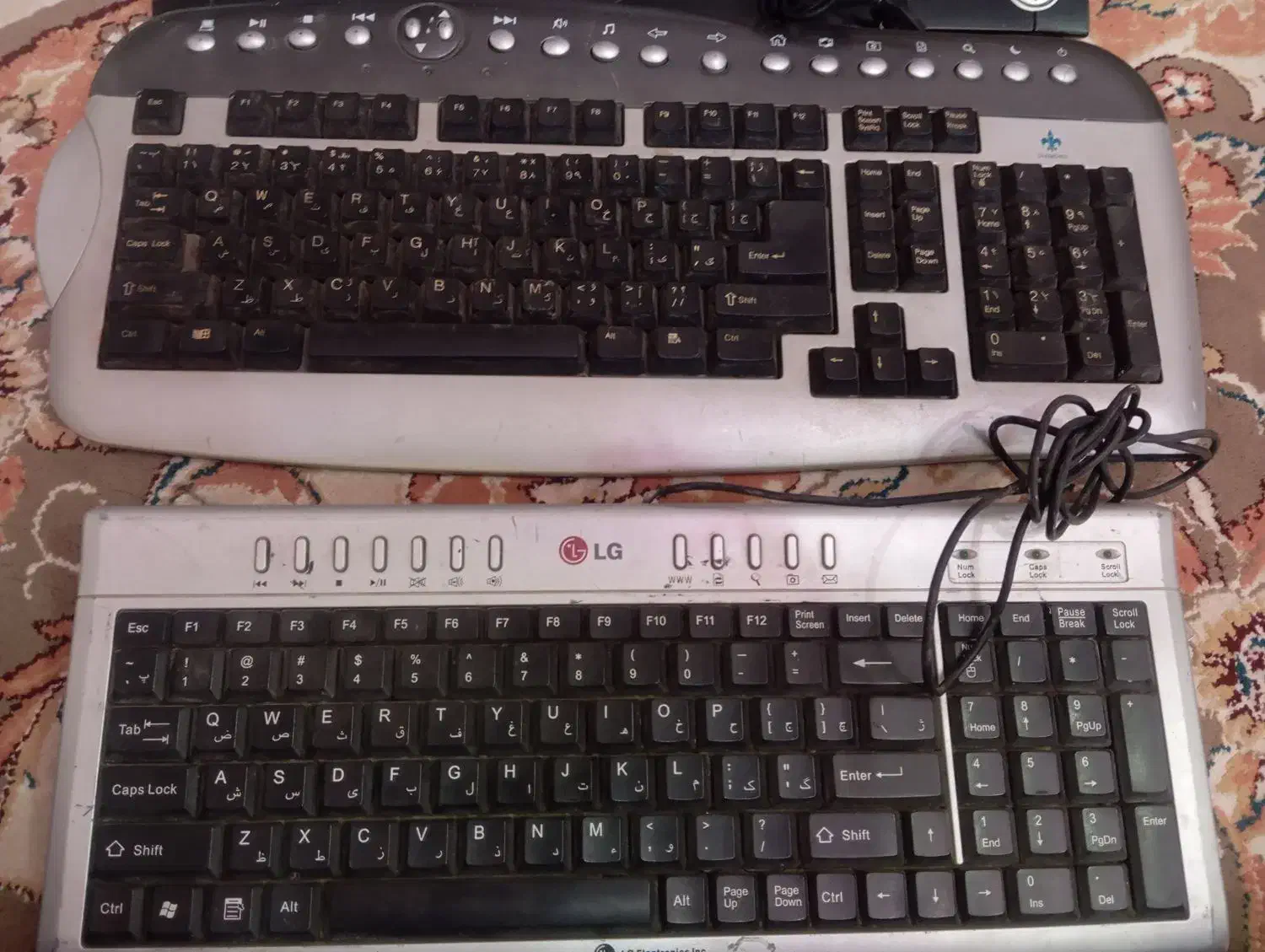 کیبورد تمیز وسالم|قطعات و لوازم جانبی رایانه|مشهد, پنجتن|دیوار