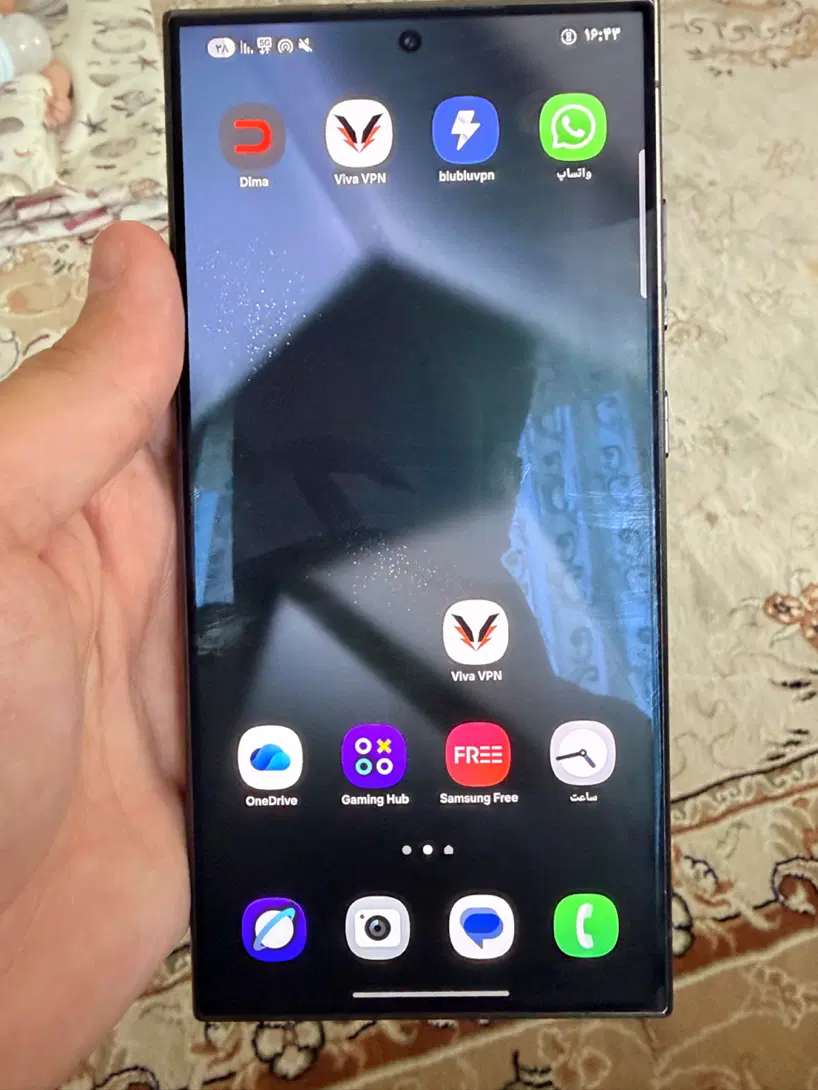 S24 ultra|موبایل|پرند, فاز ۱|دیوار