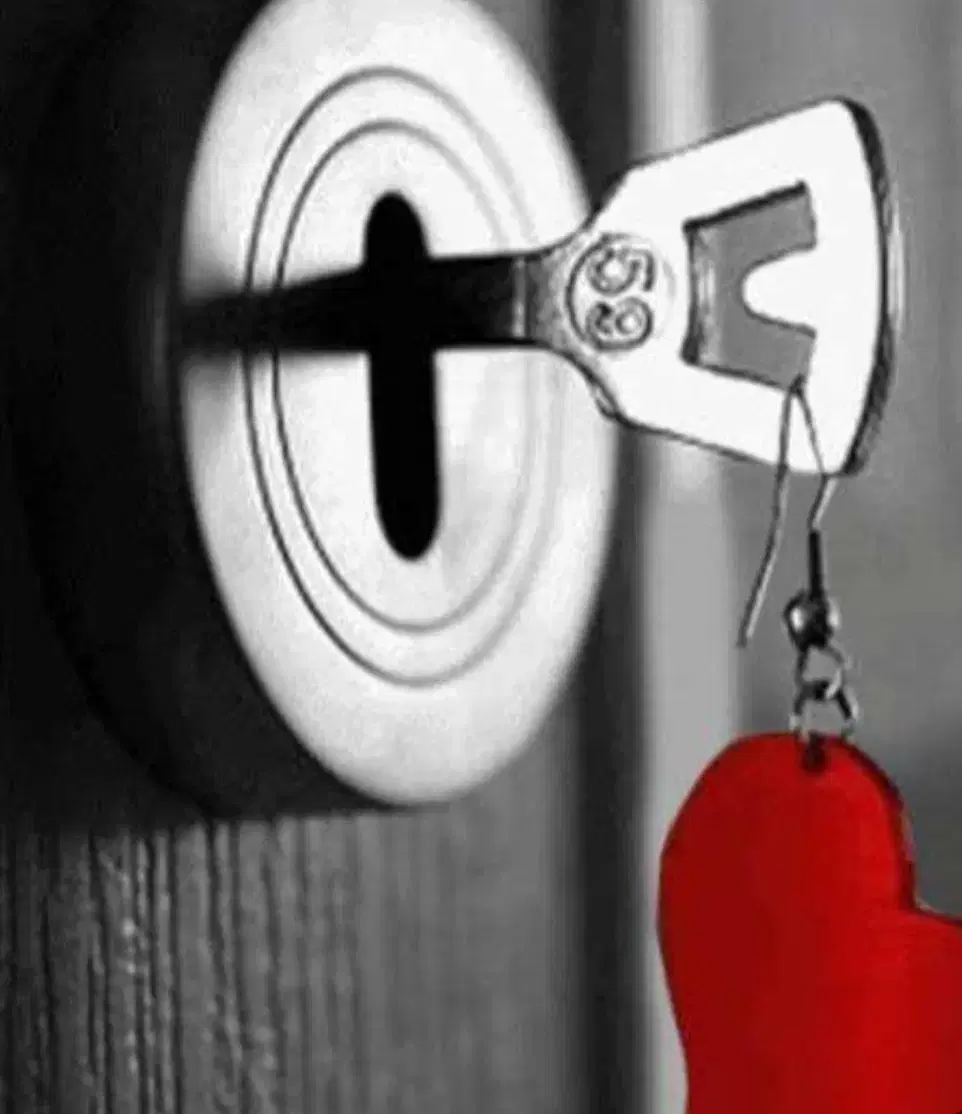 کلید سازی و قفل‌سازی شبانه روزی|خدمات پیشه و مهارت|بندرعباس, |دیوار