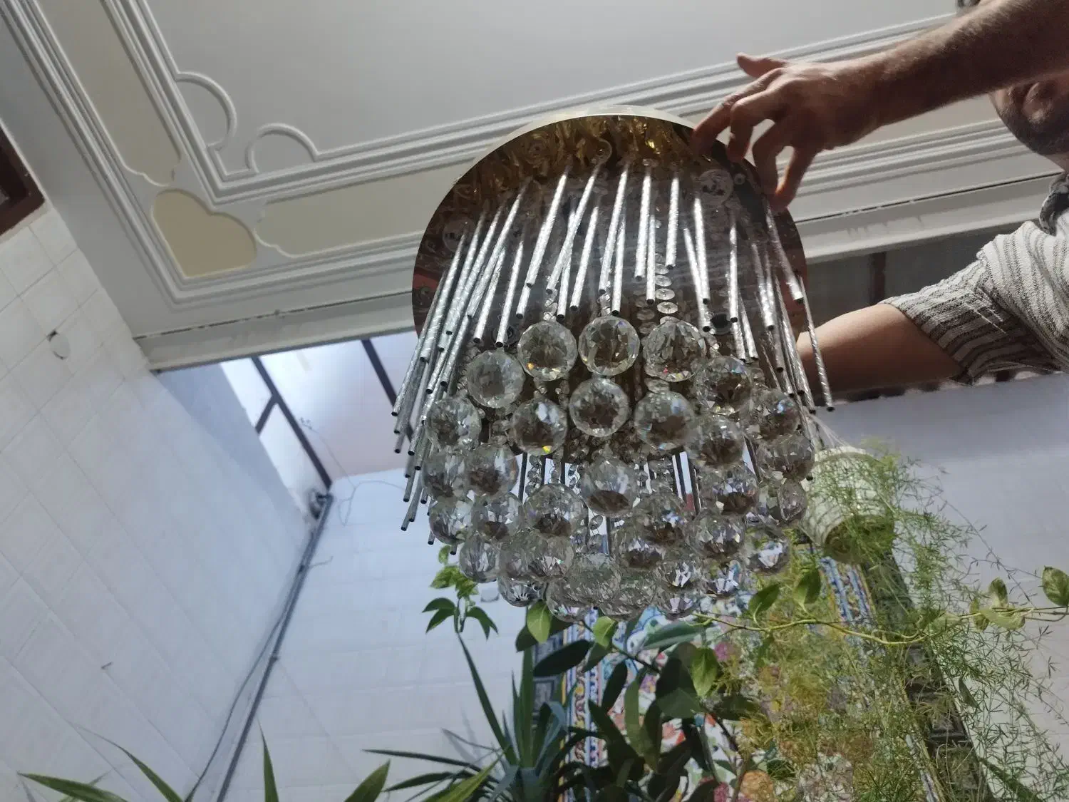 لوستر|لوستر و چراغ آویز|شیراز, طلاب|دیوار