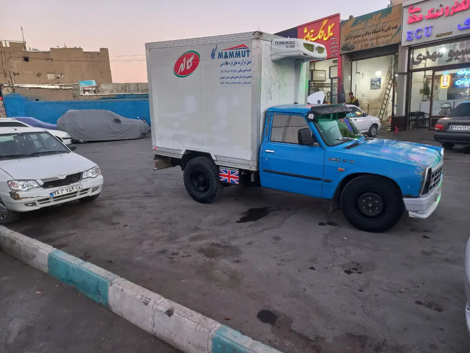 نیسان دیزل|خودرو سواری و وانت|تهران, نازی‌آباد|دیوار