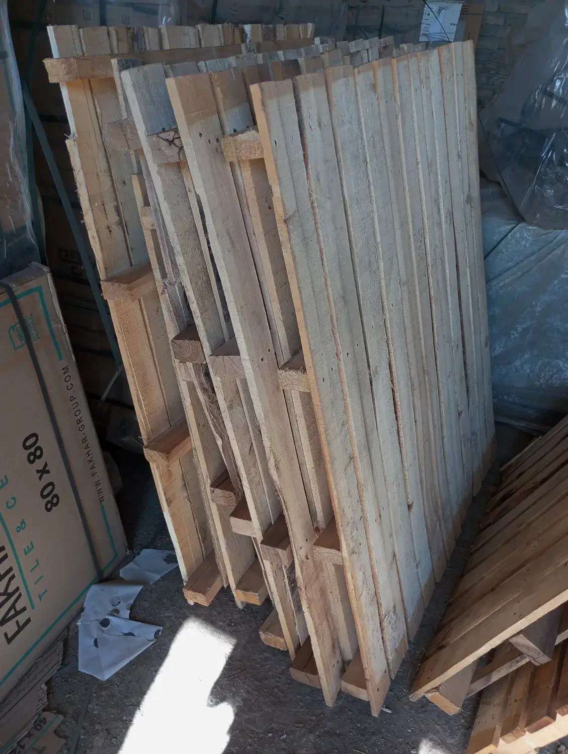 پالت چوبی|خدمات پیشه و مهارت|گنبد کاووس, |دیوار