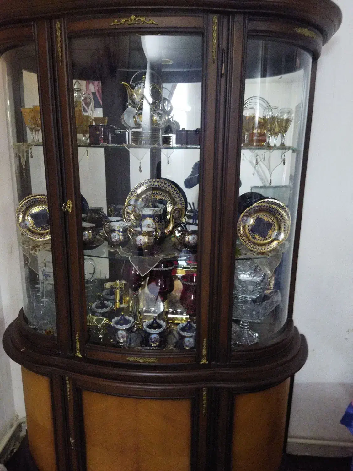 بوفه چوب راش نو|بوفه، ویترین، کنسول|تبریز, |دیوار