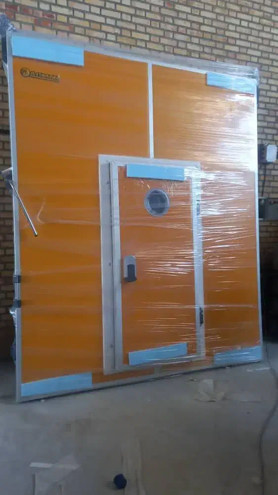 فروش انواع درب سرد خانه با بهترین قیمت و کیفیت|ماشینآلات صنعتی|رشت, حومه رشت|دیوار