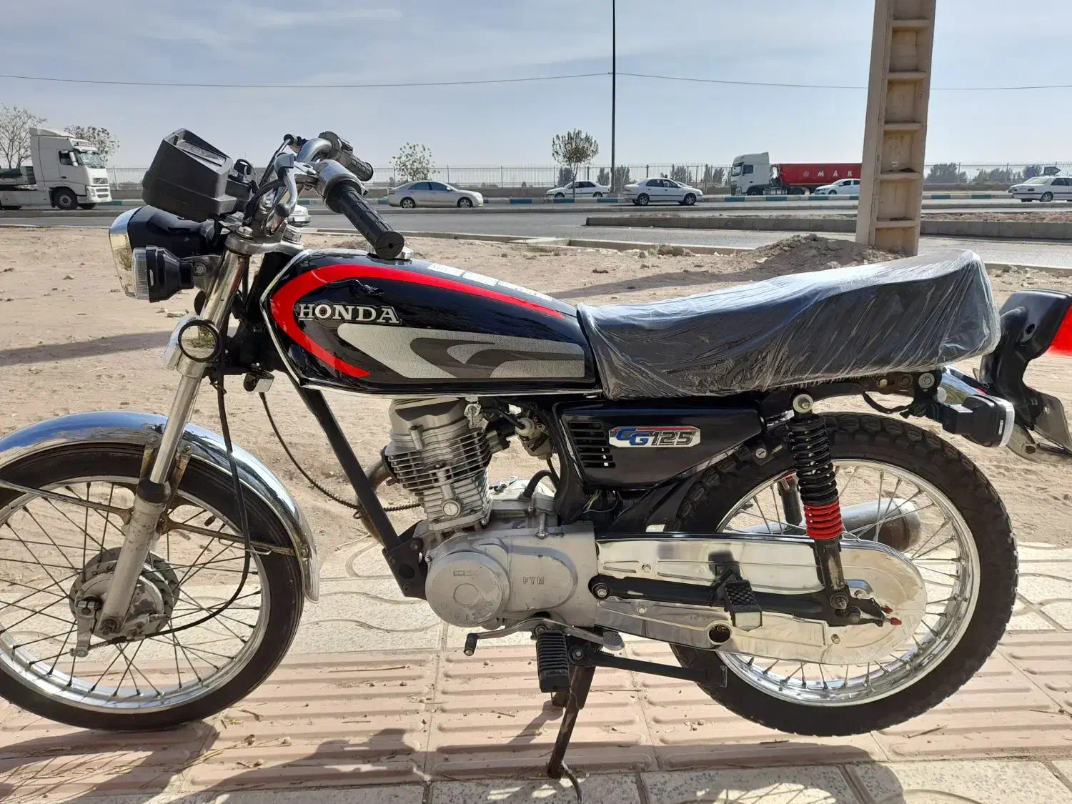 موتور سیکلت هوندا ۱۲۵ مدل ۹۰|موتورسیکلت|سیرجان, |دیوار