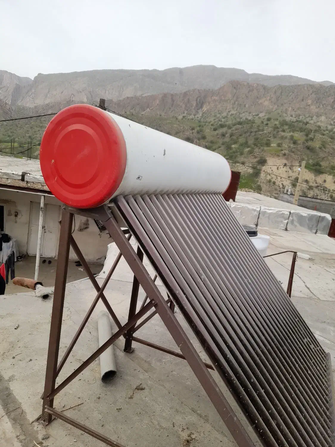 آبگرمکن خورشیدی و مغزنی|آبگرمکن، پکیج، شوفاژ|دوگنبدان, |دیوار