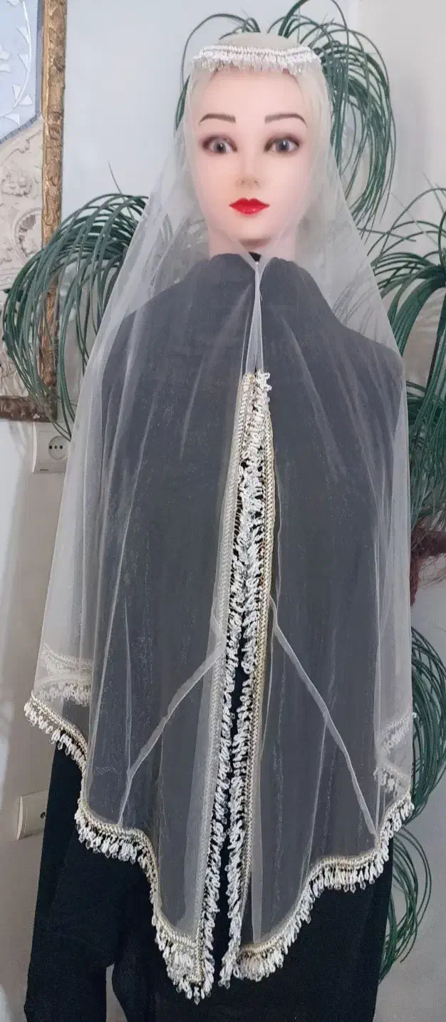 چهار قد محلی . لری و ترکی|لباس|شیراز, بریجستون|دیوار