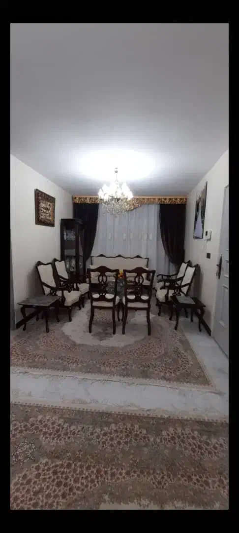 ۶۶ متری تک واحد پارکینگ و انباری