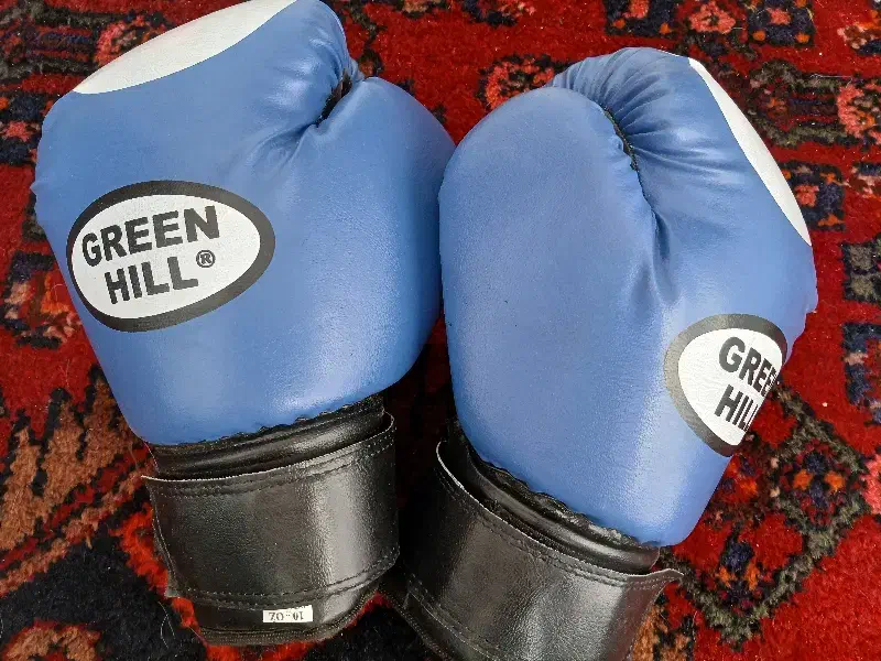 دستکش بوکس|تجهیزات ورزشی|مشهد, هنرور|دیوار