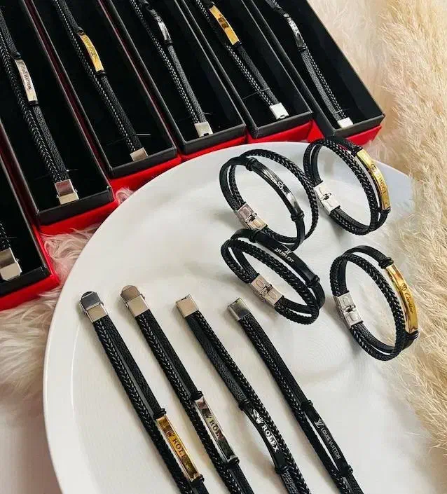 دستبند چرم و زنجیر مردانه هدیه روز مرد|بدلیجات|کرمان, |دیوار