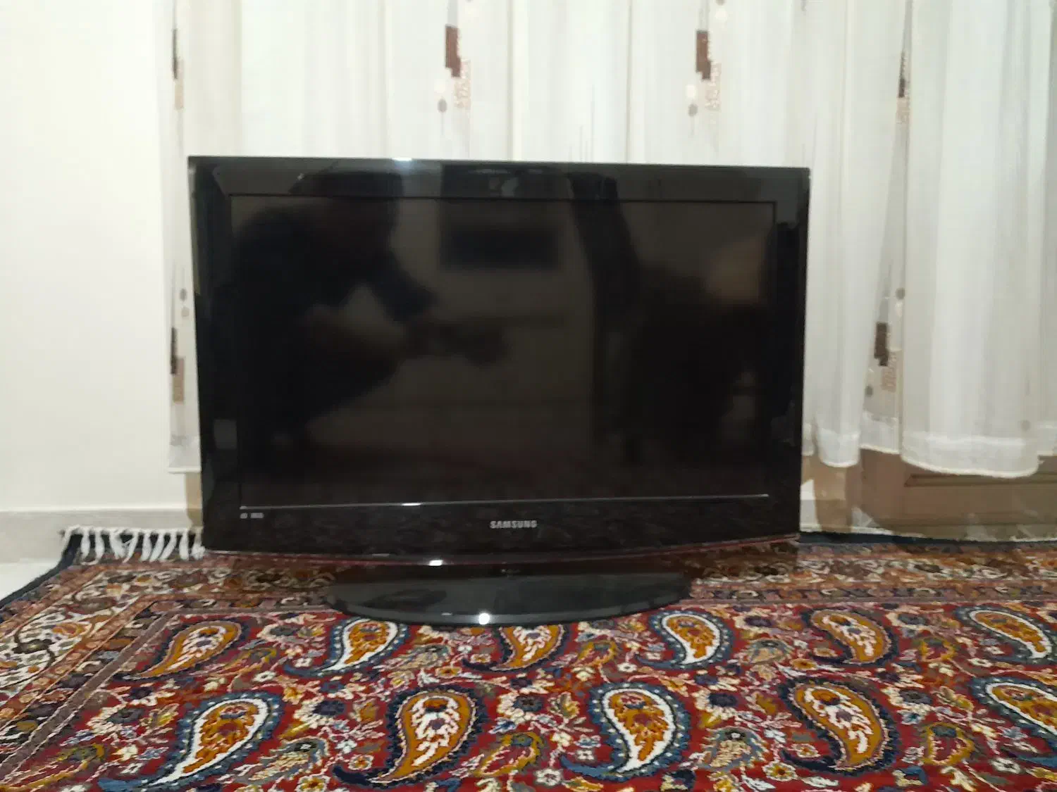 تلویزیون ۳۲ اینچ|تلویزیون و پروژکتور|خمینی‌شهر, |دیوار