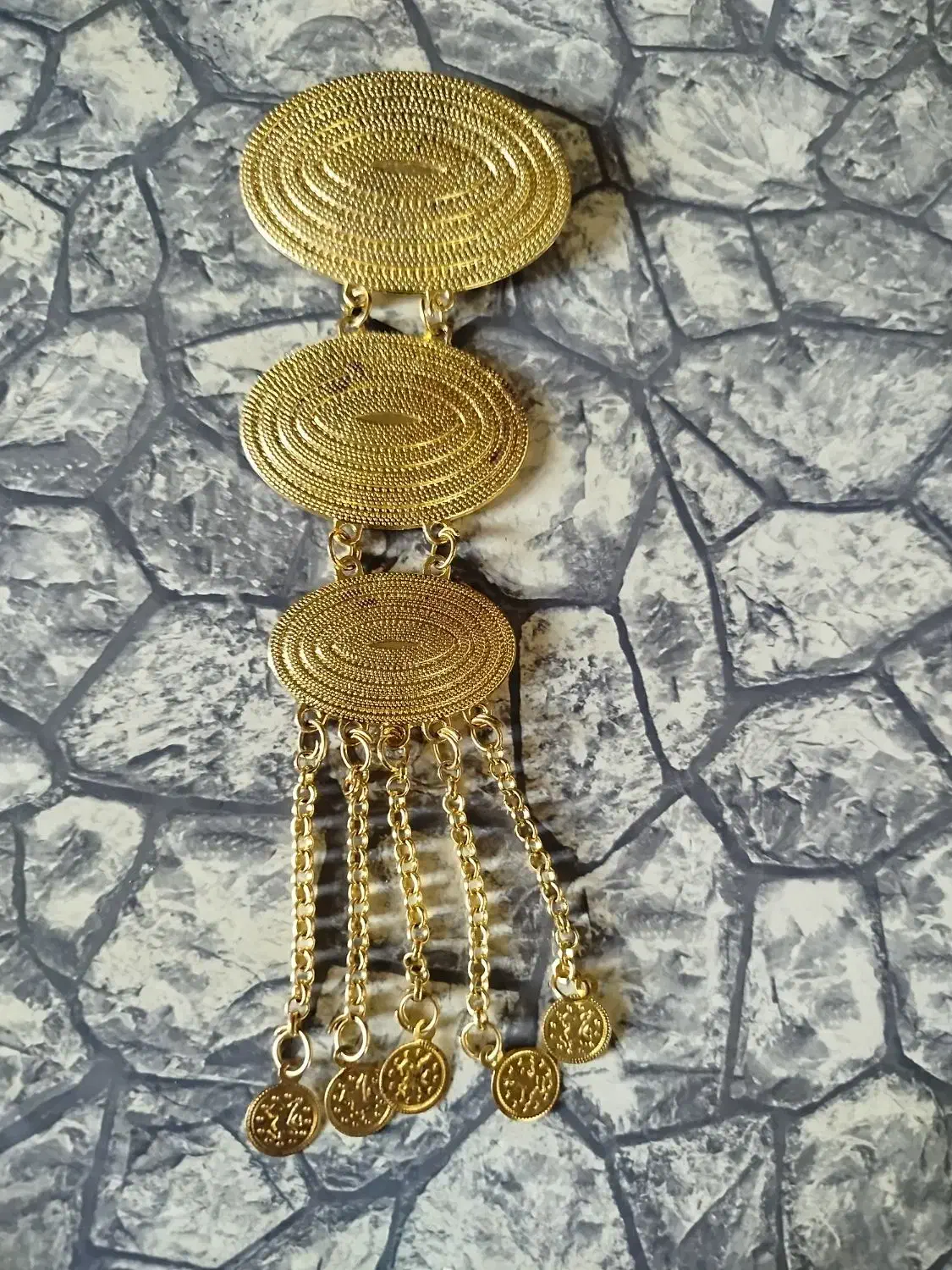 سنجاق سینه|بدلیجات|جوانرود, |دیوار