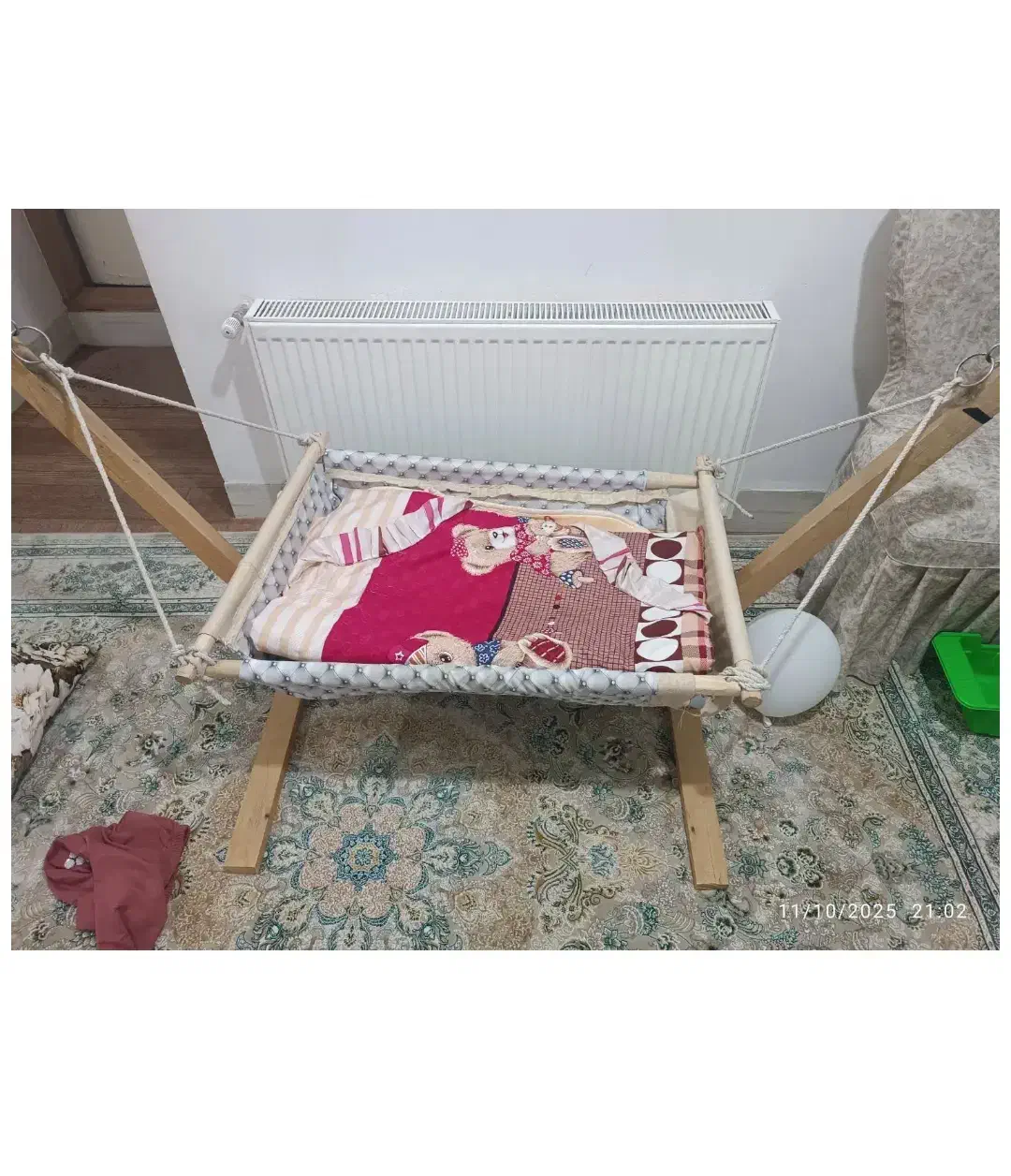گهواره نوزادی|تخت و صندلی بچه|خوی, |دیوار
