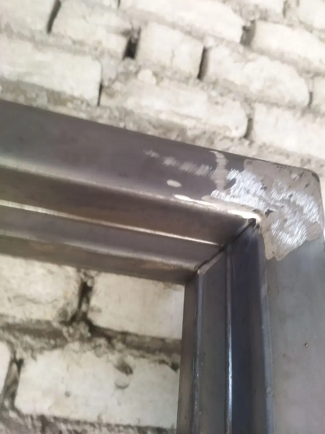 جوشکار ساخت چهارچوب فلزی فرانسوی|خدمات پیشه و مهارت|اصفهان, دوطفلان|دیوار