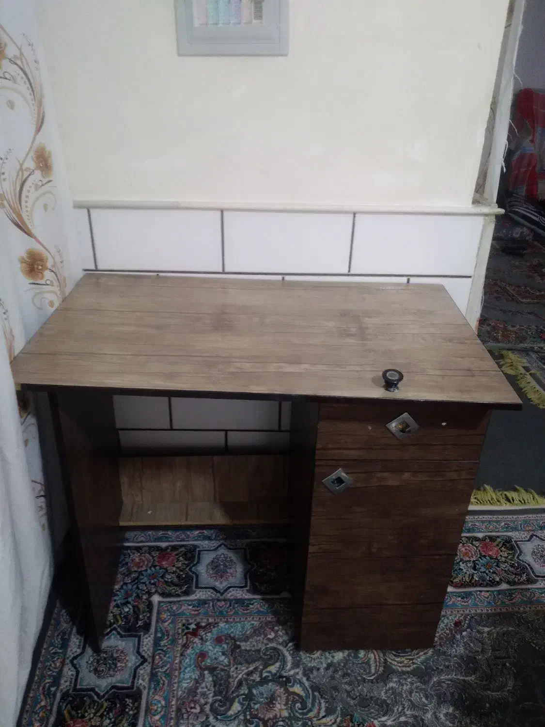 میزتحریر|میز تحریر و کامپیوتر|ساوه, |دیوار