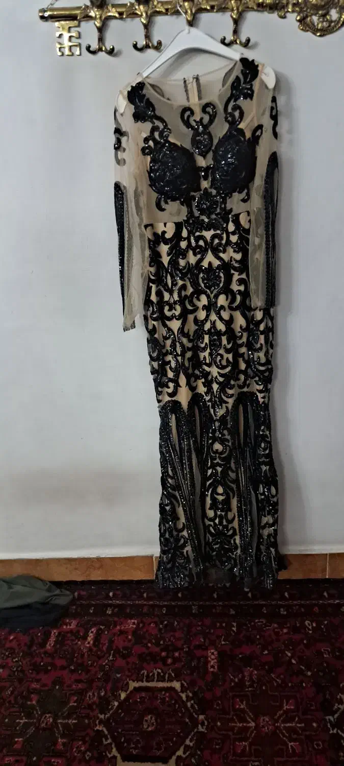 پیراهن مجلسی|لباس|تبریز, |دیوار