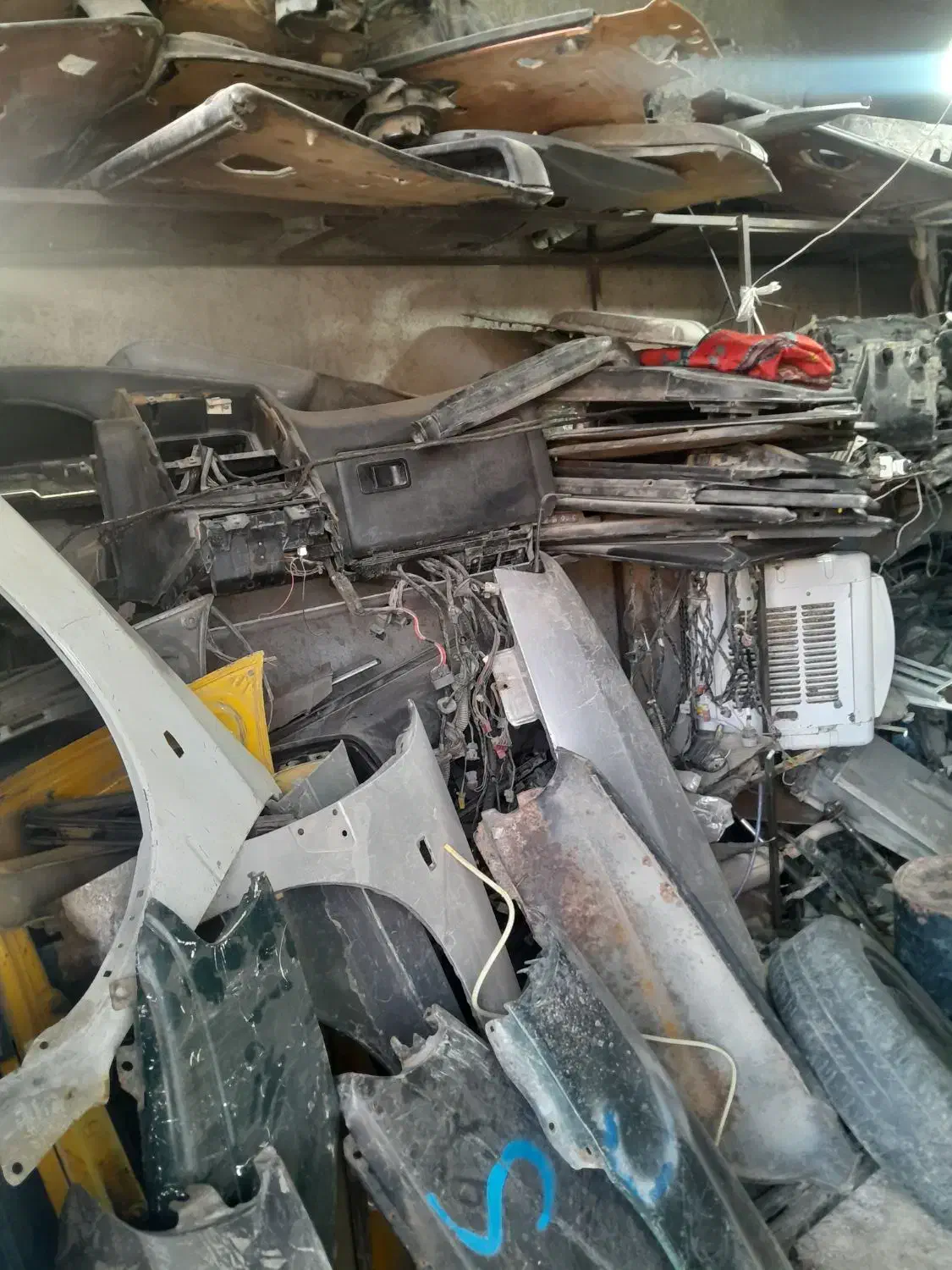 استوک و اوراقی شیشه جلو پژو پراید|قطعات یدکی و لوازم جانبی|زابل, |دیوار