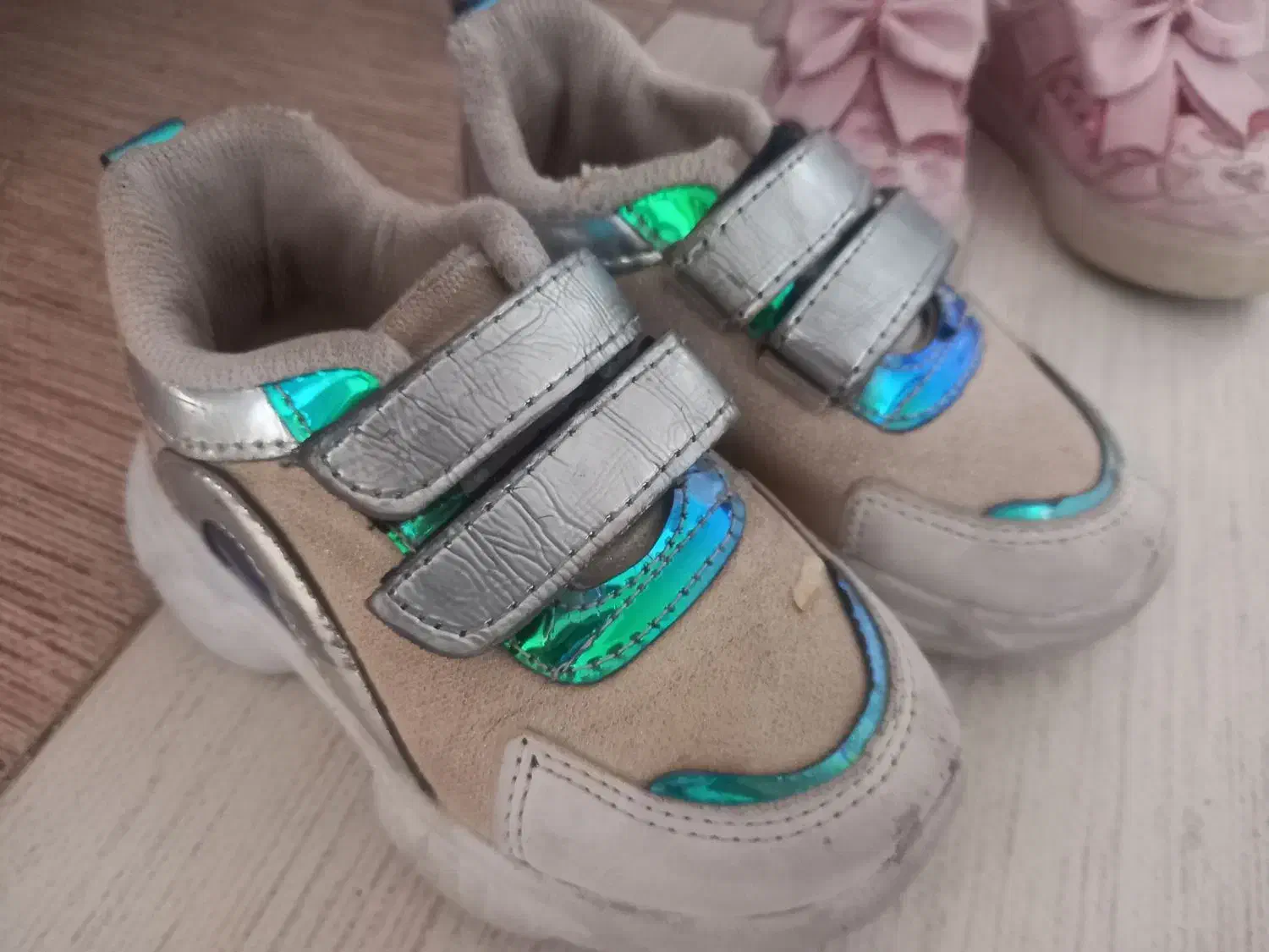 کفش بچه گانه|کفش و لباس بچه|دورود, |دیوار