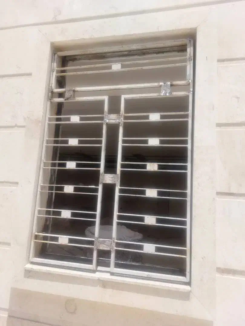 نقاش ساختمان و رنگ آمیزی انواع سازه های فلزی و....|خدمات پیشه و مهارت|همایجان, |دیوار