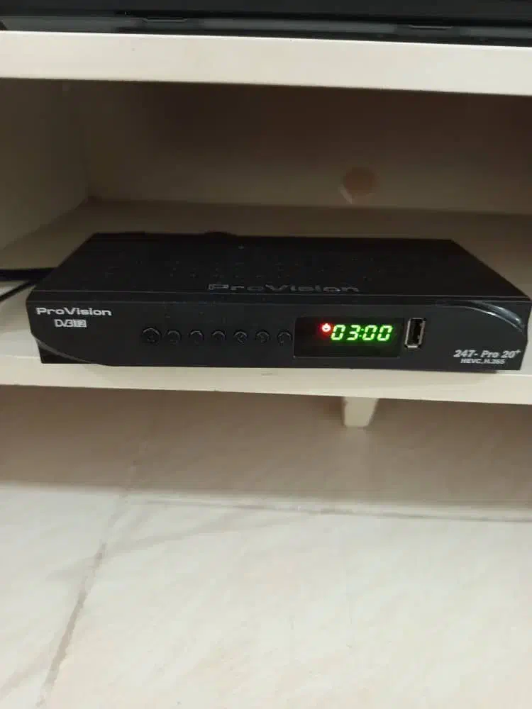 تلوزیون و دیجیتال باهم ۲۳۰۰ت مفت|تلویزیون و پروژکتور|گرگان, |دیوار