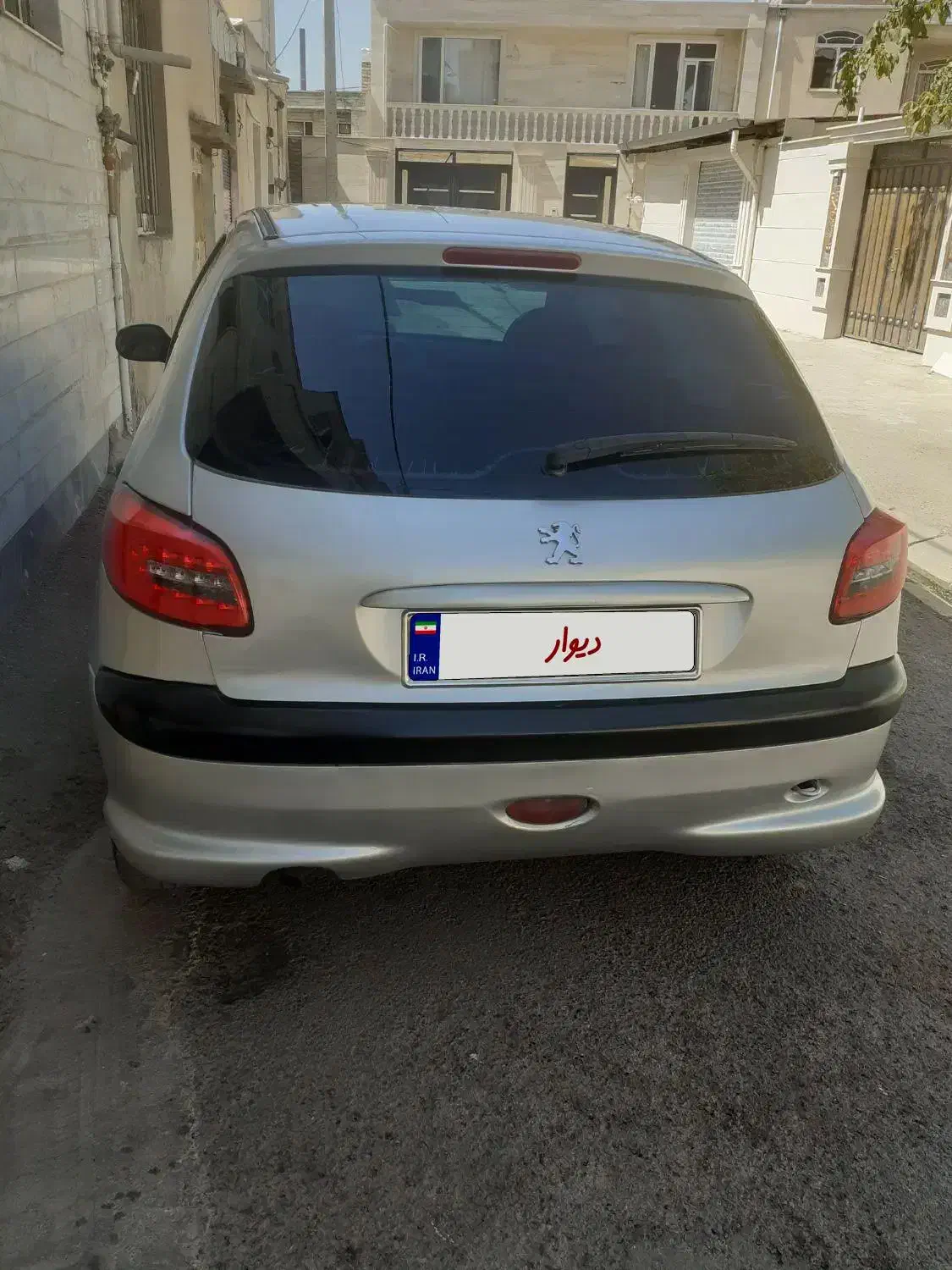 پژو۲۰۶|خودرو سواری و وانت|ابهر, |دیوار