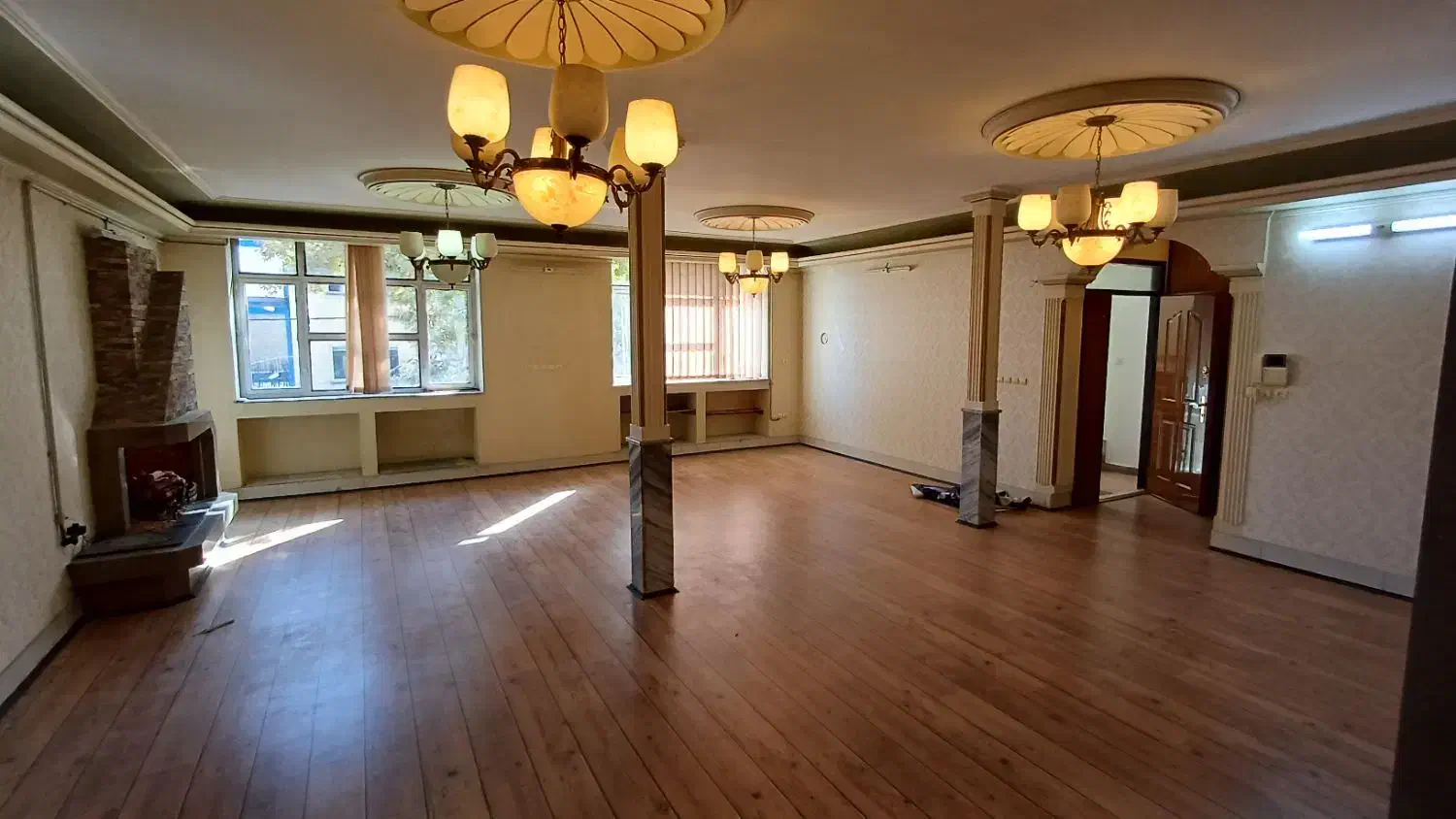 ۱۴۰متری/ طبقه اول / امامیه ۸|اجارهٔ آپارتمان|مشهد, ولیعصر (شهرک غرب)|دیوار