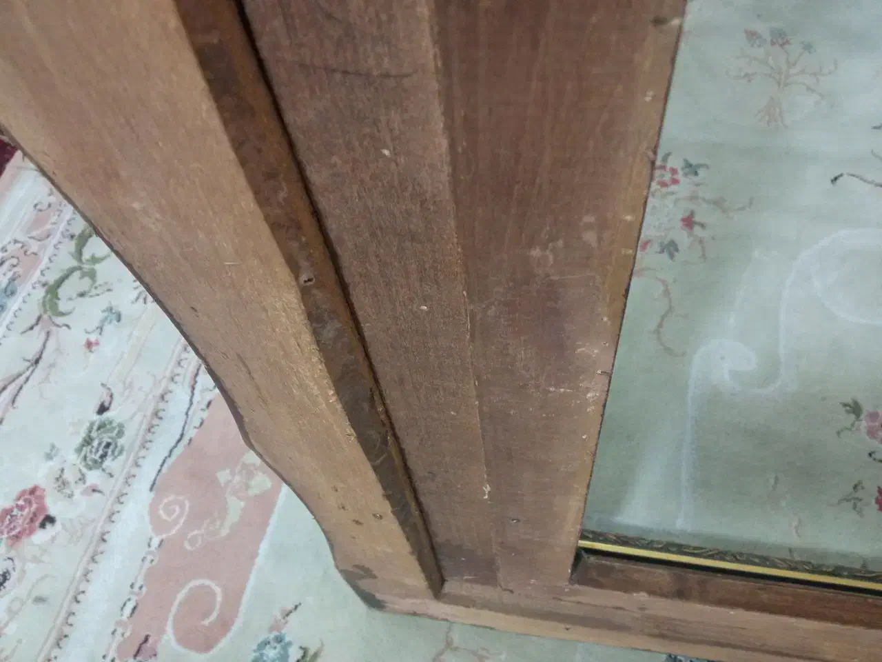 قاب چوبی منبت‌کاری‌شده کلاسیک|تابلو، نقاشی، عکس|مینودشت, |دیوار