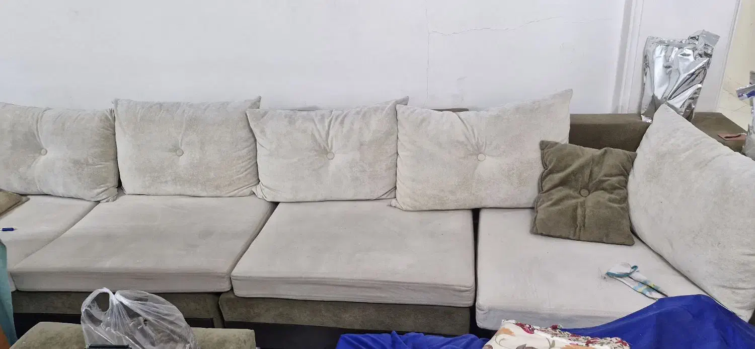 نیم ست پنج نفره با پاف|مبلمان خانگی و میز عسلی|تهران, زیبادشت|دیوار