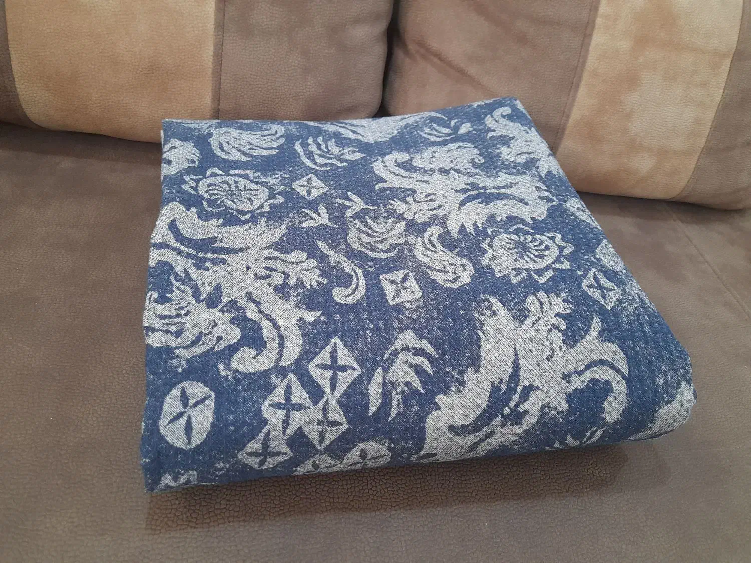 پارچه|لوازم خیاطی و بافتنی|کاشمر, |دیوار