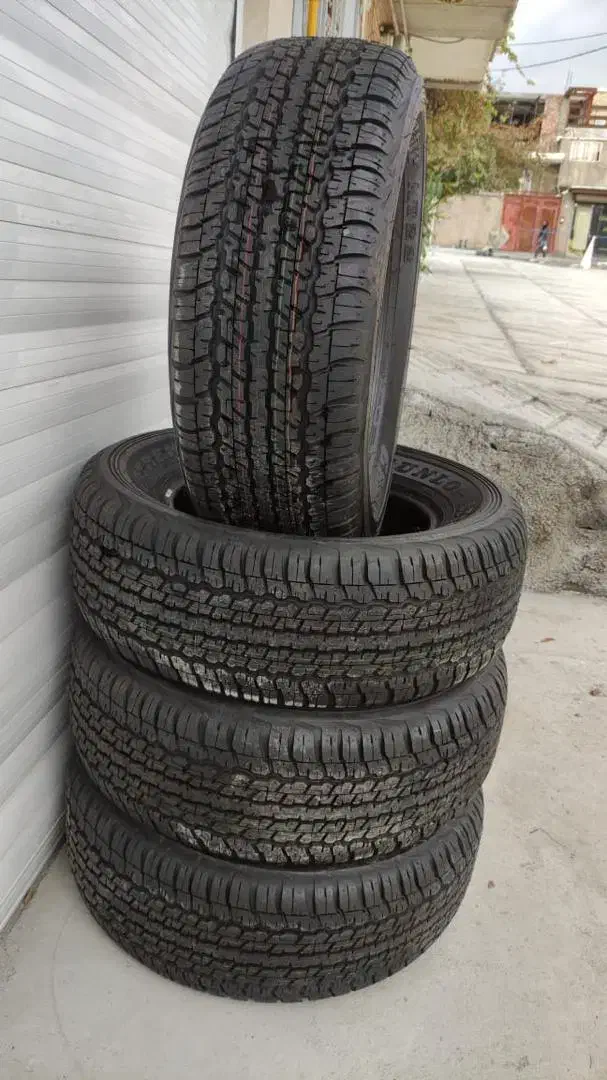 لاستیک دانلوپ ژاپن لندکروز صفر|قطعات یدکی و لوازم جانبی|بانه, |دیوار