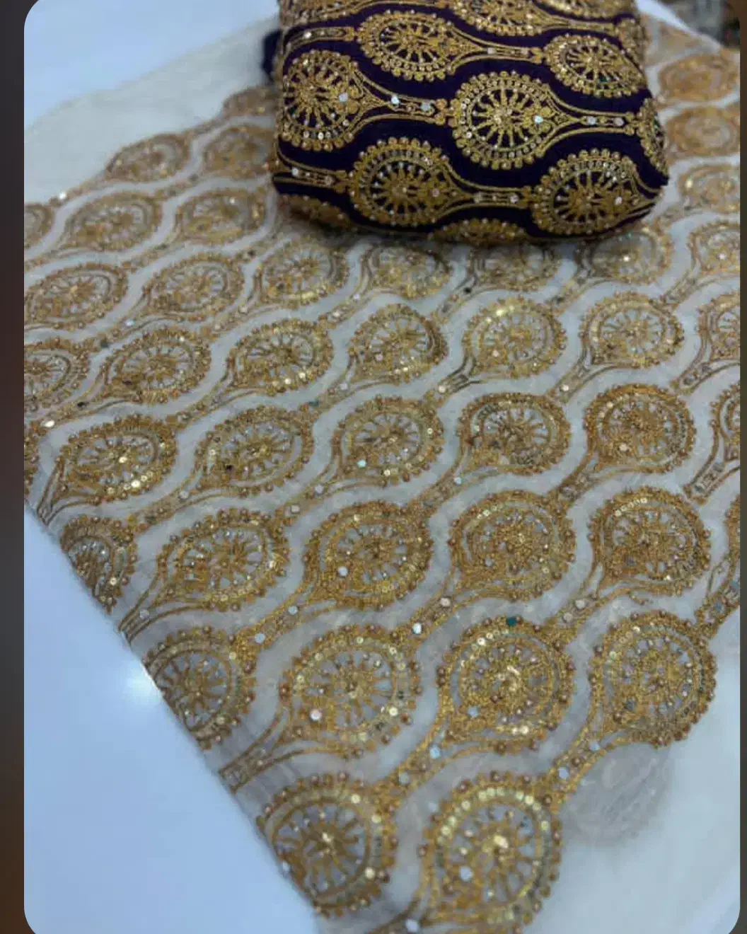 پارچه های سوزن دوزی مجلسی|لباس|یزد, |دیوار