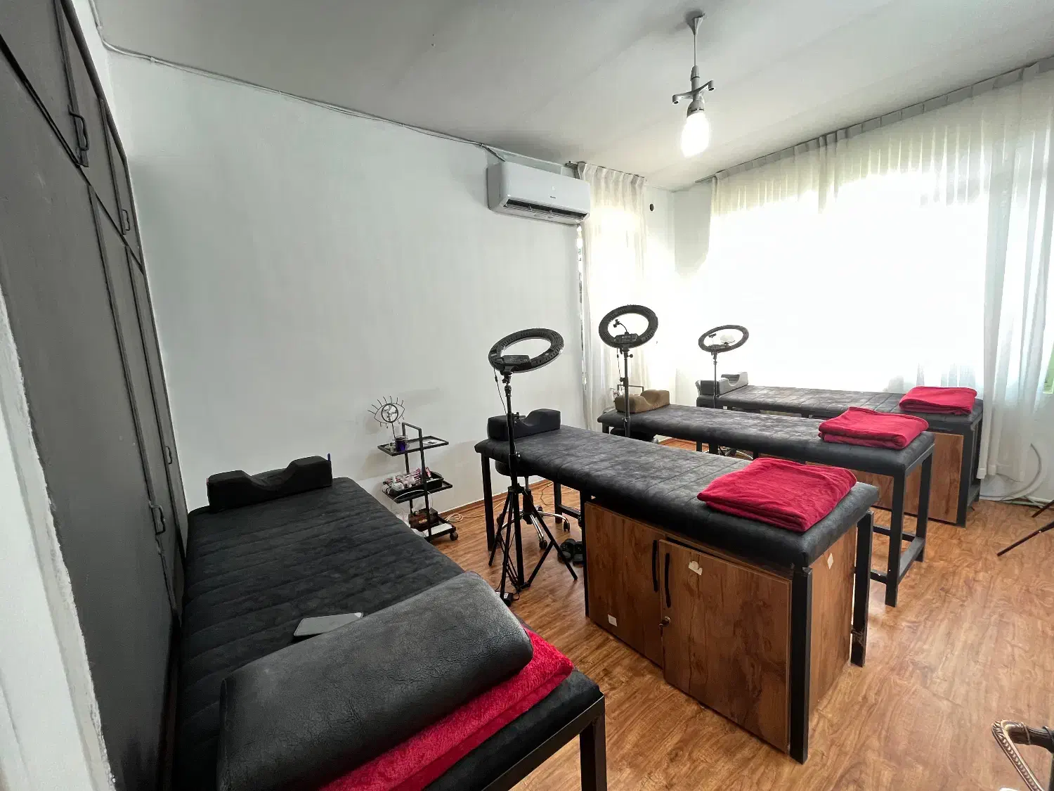 اجاره لاین تتو و ارایش دایم و مژه|اجارهٔ دفتر کار، اتاق اداری، مطب|مشهد, فلسطین|دیوار